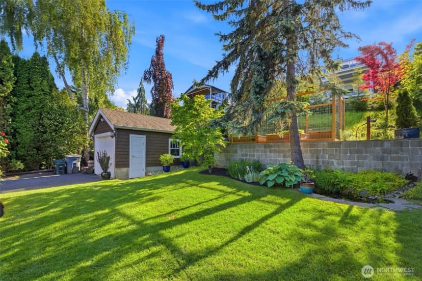 Property photo for 8118 Stinson Avenue, Gig Harbor photo 6