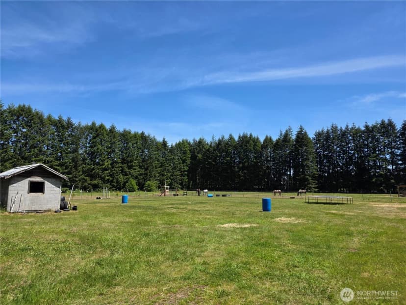 Property photo for 18 Newman Creek Rd, Elma photo 3