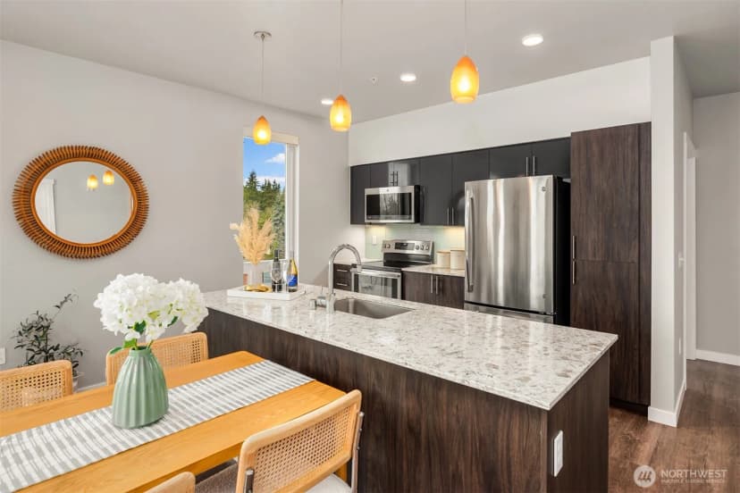 Property photo for 1085 103rd Avenue Ne #328, Bellevue photo 6