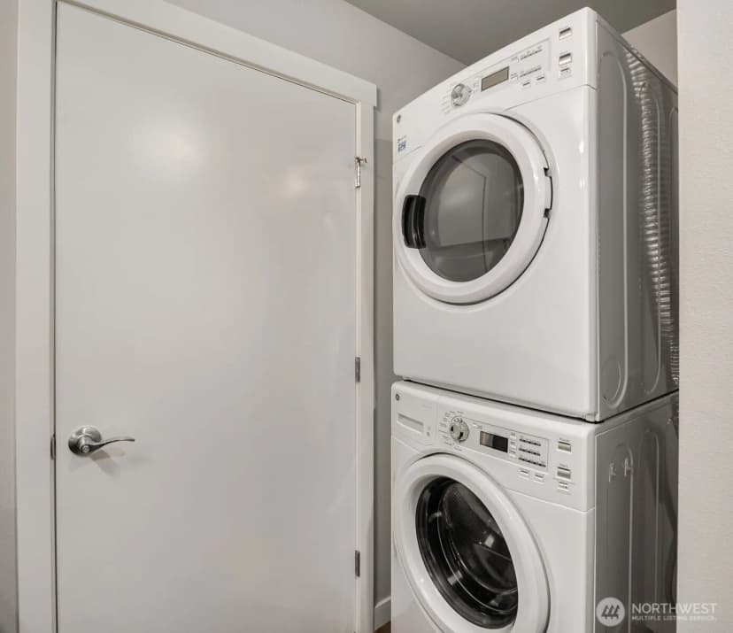 Property photo for 1085 103rd Avenue Ne #328, Bellevue photo 15
