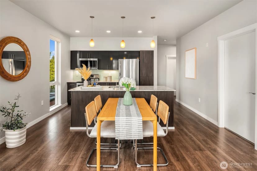 Property photo for 1085 103rd Avenue Ne #328, Bellevue photo 5