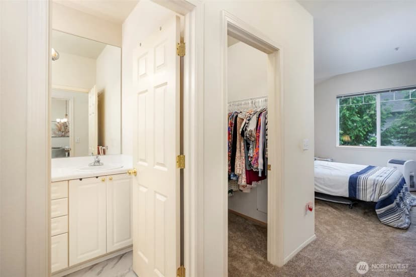 Property photo for 12712 Admiralty Way #g302, Everett photo 7