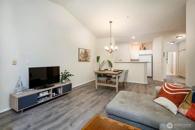 Property photo for 12712 Admiralty Way #g302, Everett photo 4