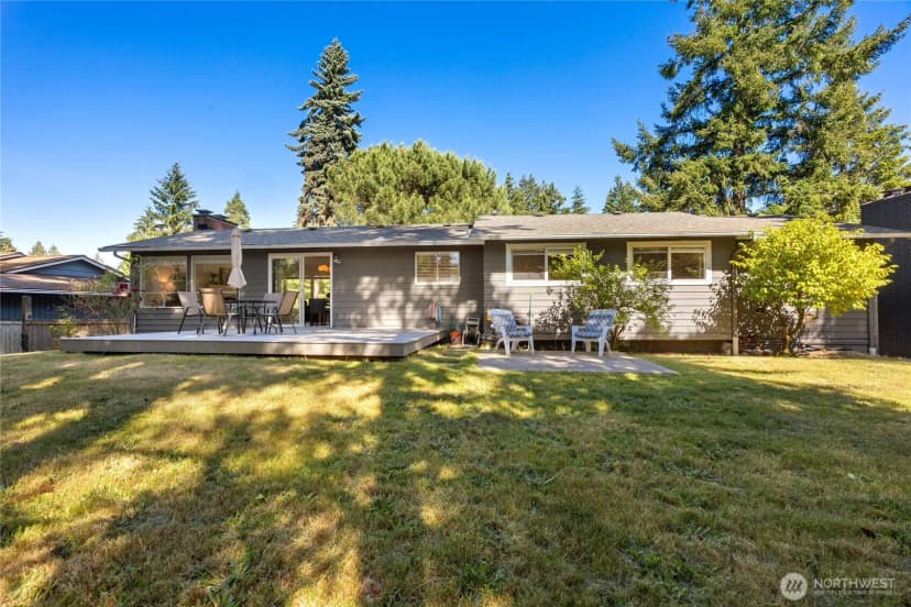 Property photo for 6215 122nd Avenue Se, Bellevue photo 2