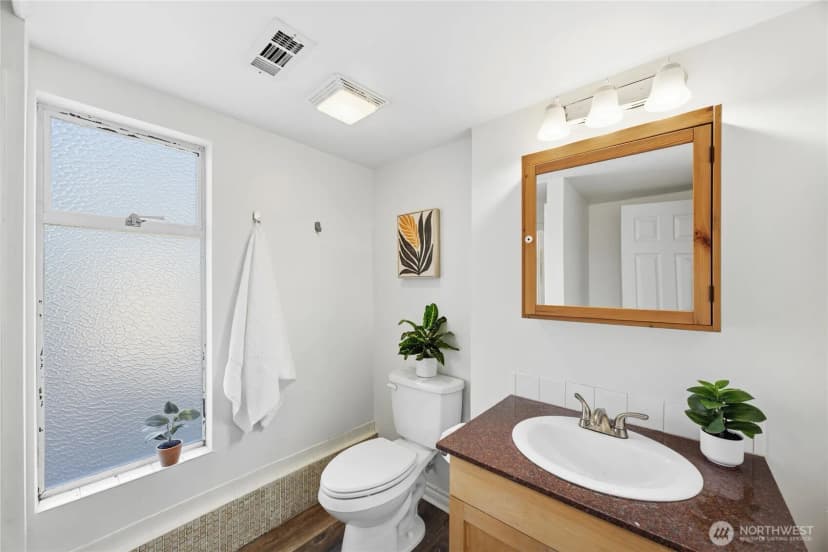 Property photo for 6215 122nd Avenue Se, Bellevue photo 31