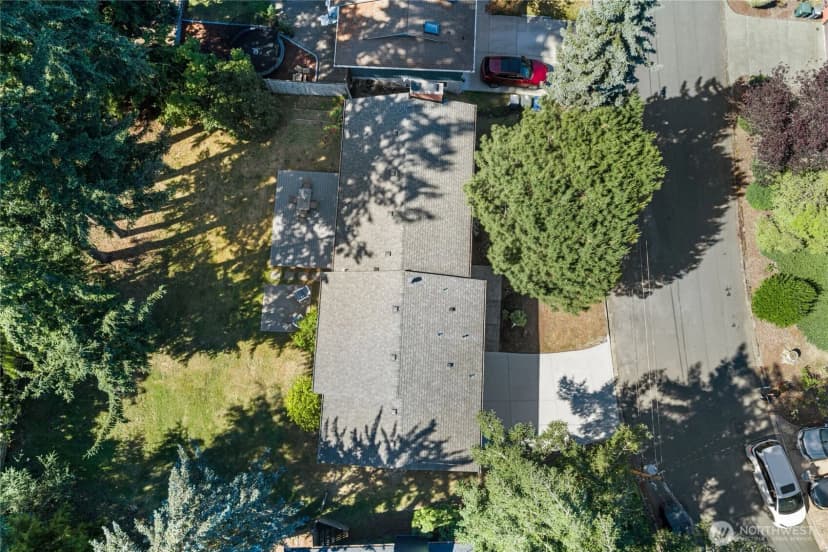 Property photo for 6215 122nd Avenue Se, Bellevue photo 37