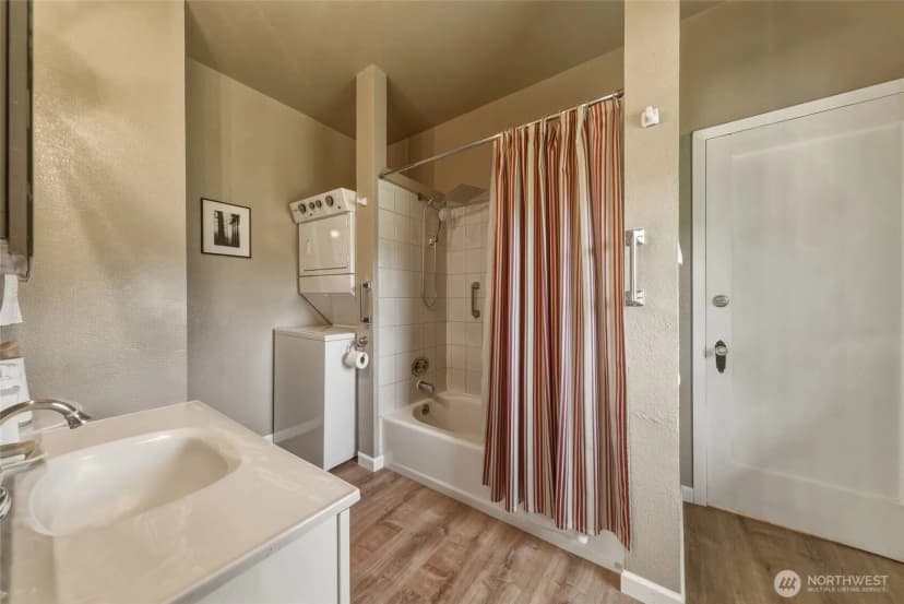 Property photo for 100 W Dayton Avenue, Dayton photo 10