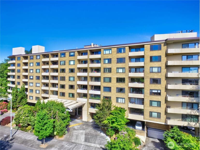 Property photo for 4545 Sand Point Way Ne #302, Seattle photo 18