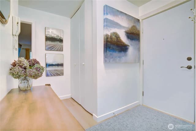 Property photo for 4545 Sand Point Way Ne #302, Seattle photo 2
