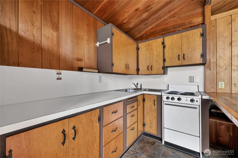 Property photo for 819 E Madrona Boulevard Nw, Lakebay photo 14