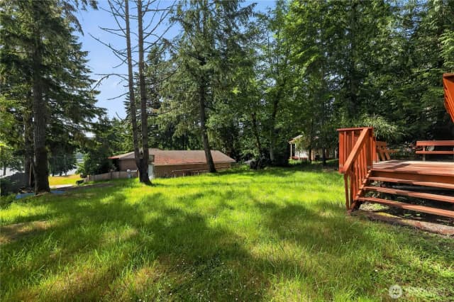Property photo for 819 E Madrona Boulevard Nw, Lakebay photo 2