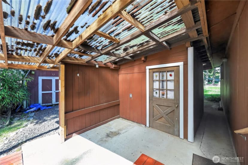 Property photo for 819 E Madrona Boulevard Nw, Lakebay photo 30