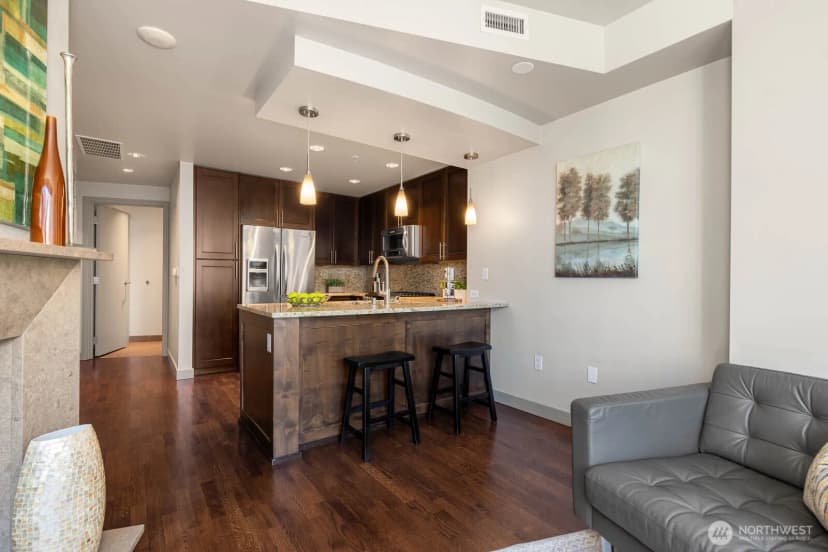 Property photo for 10610 Ne 9th Place #1603, Bellevue photo 10