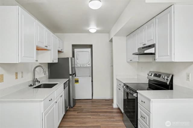 Property photo for 14148 74th Place Ne #a, Kirkland photo 2