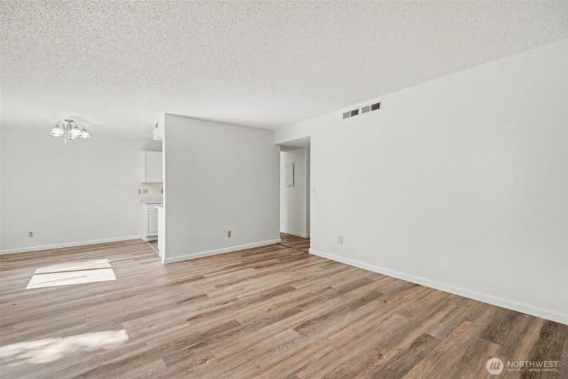 Property photo for 14148 74th Place Ne #a, Kirkland photo 7