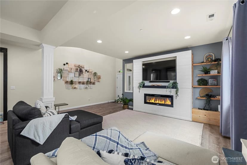 Property photo for 20316 77th Street Ct E, Bonney Lake photo 6