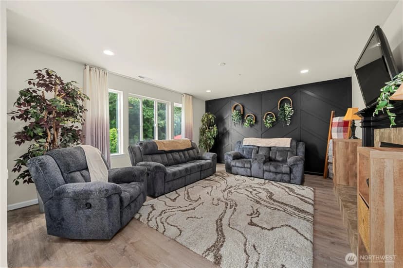 Property photo for 20316 77th Street Ct E, Bonney Lake photo 8