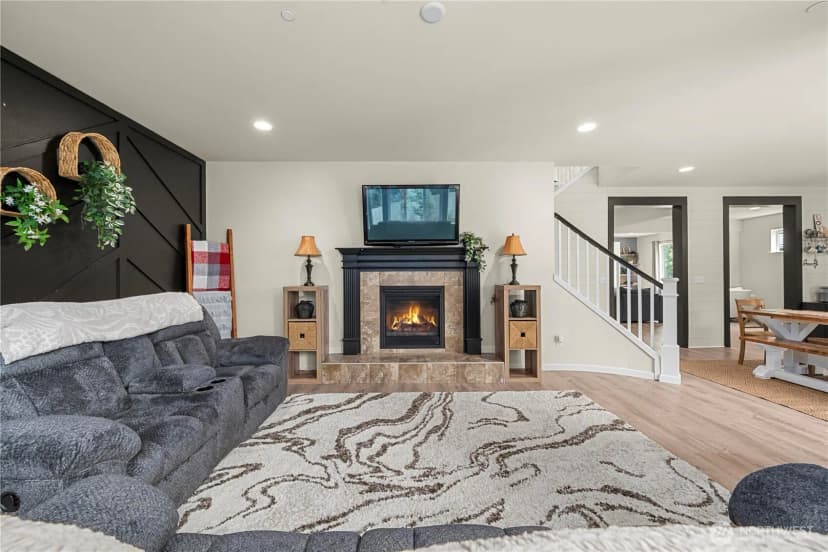 Property photo for 20316 77th Street Ct E, Bonney Lake photo 9