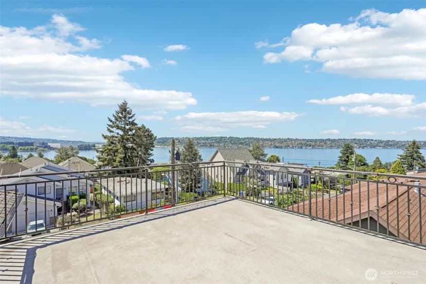 Property photo for 1006 N 28th Place, Renton photo 31