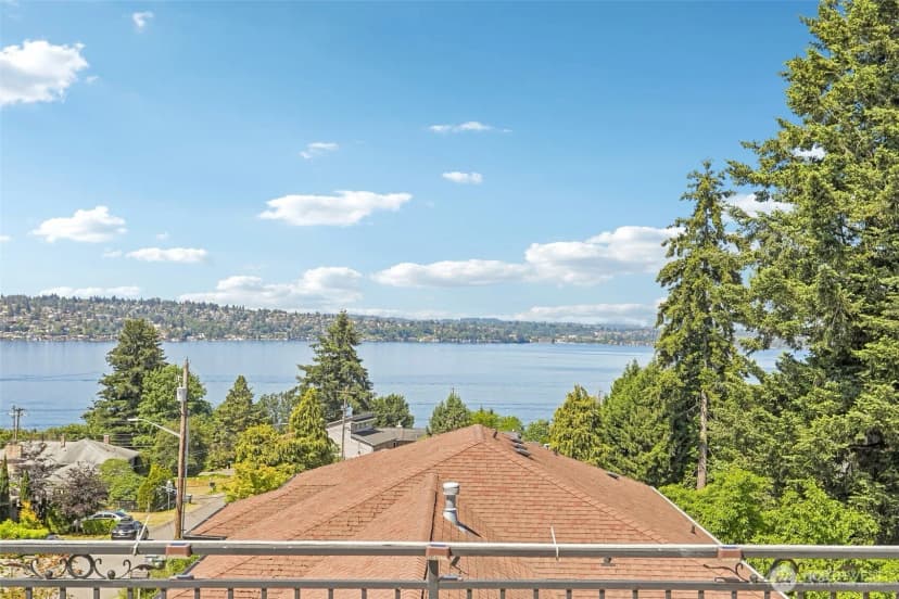 Property photo for 1006 N 28th Place, Renton photo 33