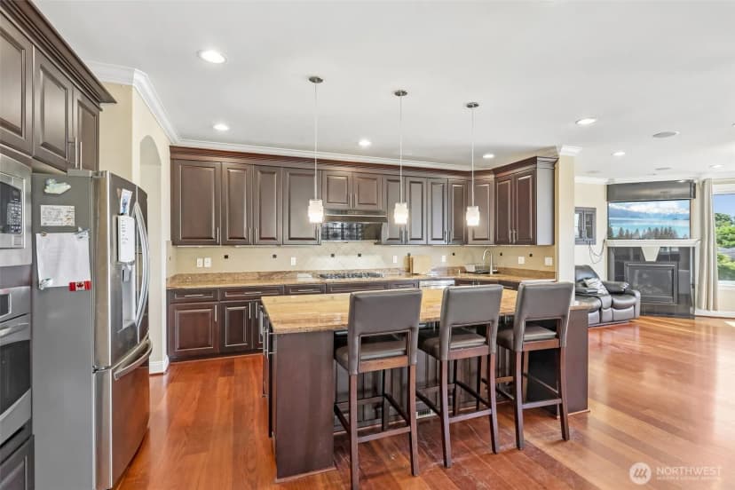 Property photo for 1006 N 28th Place, Renton photo 9