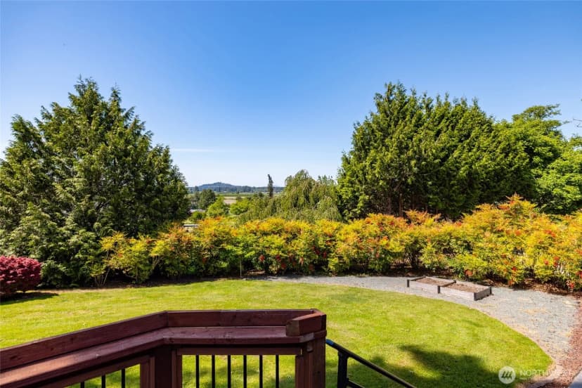 Property photo for 22736 Buchanan Street, Mount Vernon photo 31