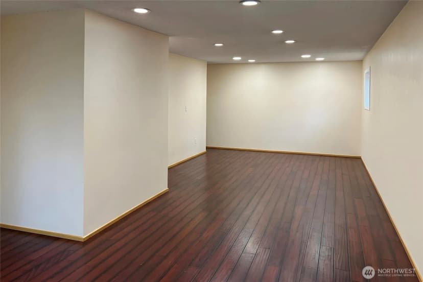 Property photo for 3453 California Avenue Sw, Seattle photo 9