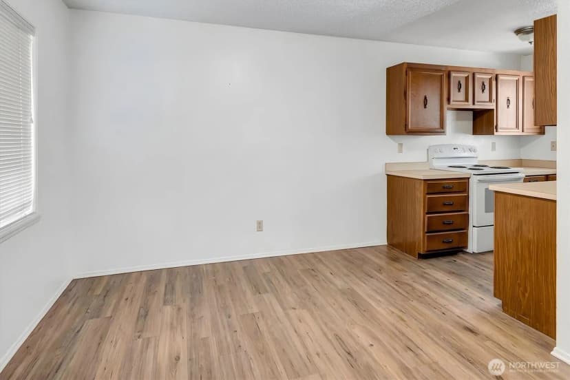 Property photo for 3453 California Avenue Sw, Seattle photo 17
