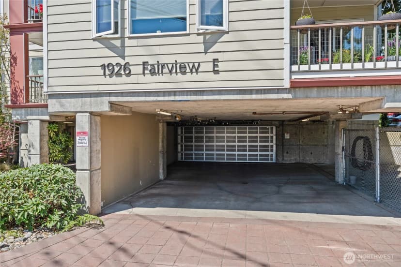 Property photo for 1926 Fairview Avenue E #307, Seattle photo 3