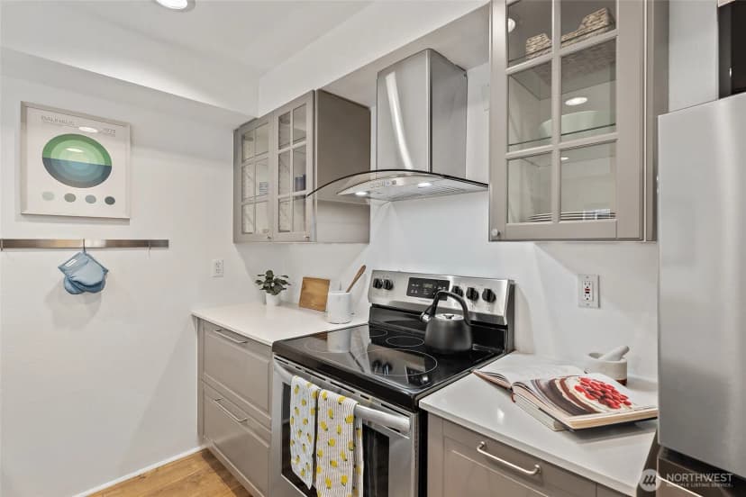 Property photo for 1926 Fairview Avenue E #307, Seattle photo 15