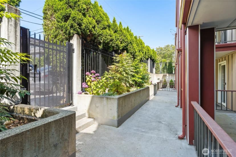 Property photo for 1926 Fairview Avenue E #307, Seattle photo 36