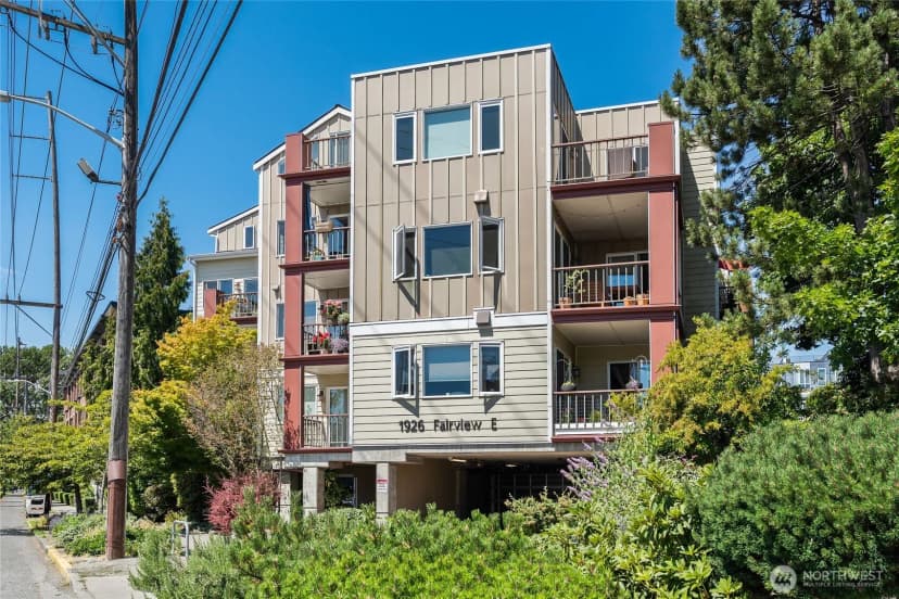 Property photo for 1926 Fairview Avenue E #307, Seattle photo 2