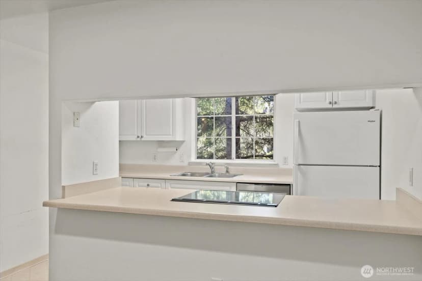 Property photo for 23339 Cedar Way #a-205, Mountlake Terrace photo 9