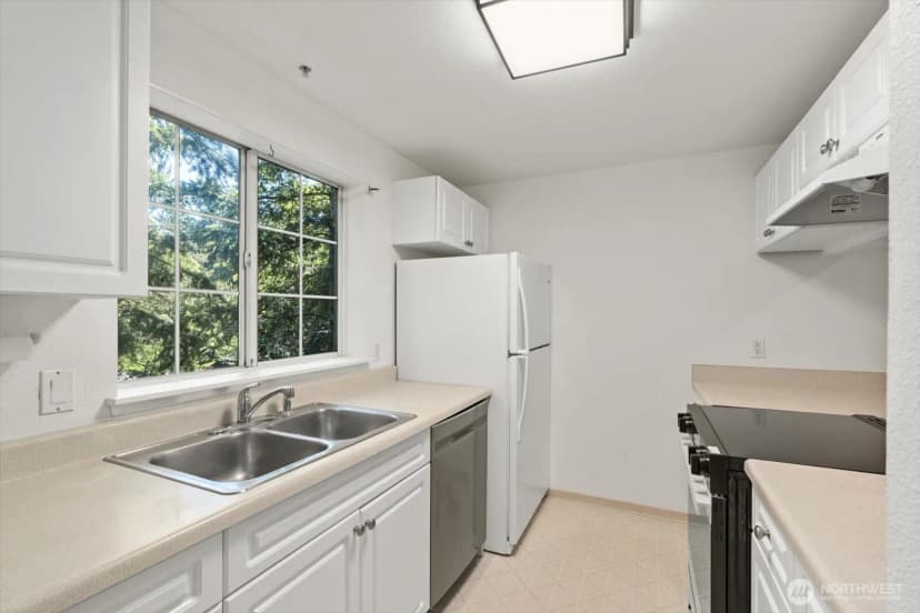 Property photo for 23339 Cedar Way #a-205, Mountlake Terrace photo 10