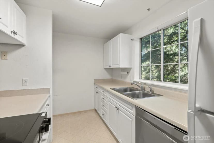 Property photo for 23339 Cedar Way #a-205, Mountlake Terrace photo 11