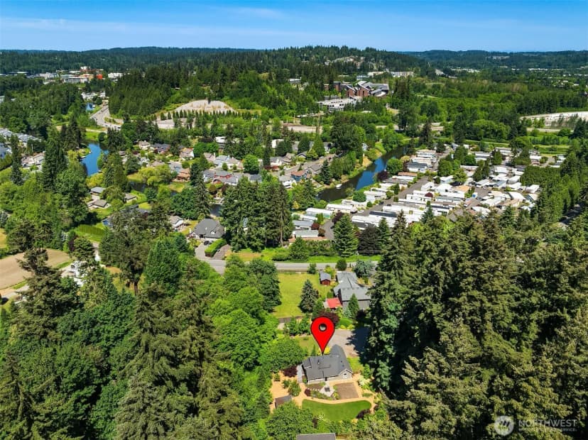 Property photo for 11323 E Riverside Drive, Bothell photo 38