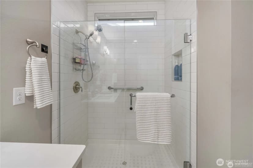 Property photo for 14605 179th Avenue E, Bonney Lake photo 19