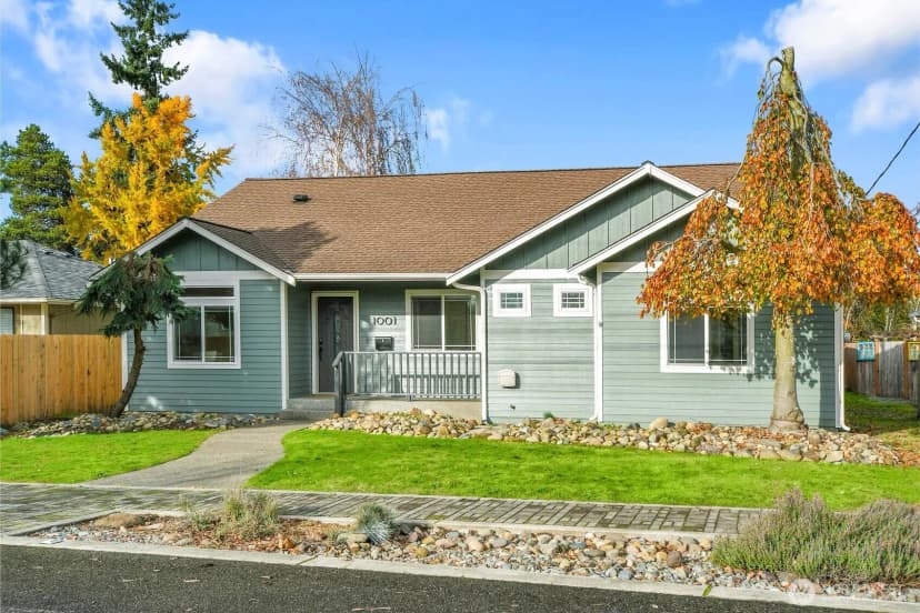 Property photo for 1001 8th Avenue Nw, Puyallup photo 3