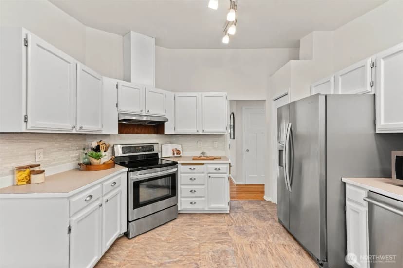 Property photo for 811 Union Avenue Steilacoom, Steilacoom photo 12