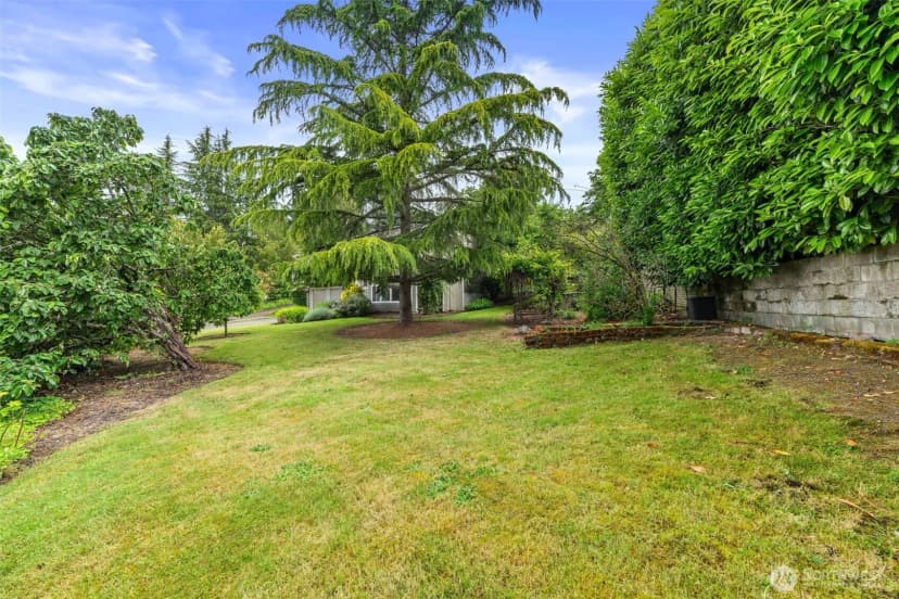 Property photo for 811 Union Avenue Steilacoom, Steilacoom photo 36