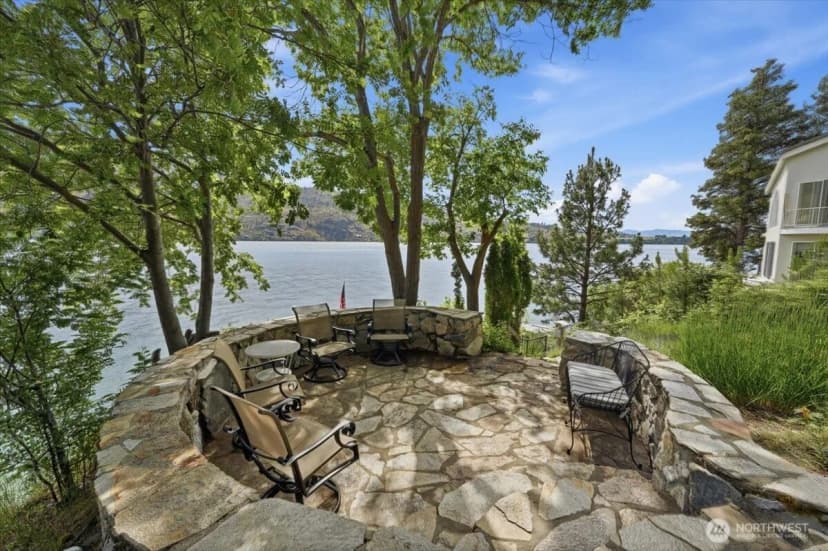 Property photo for 15137 S Lakeshore Road, Chelan photo 6
