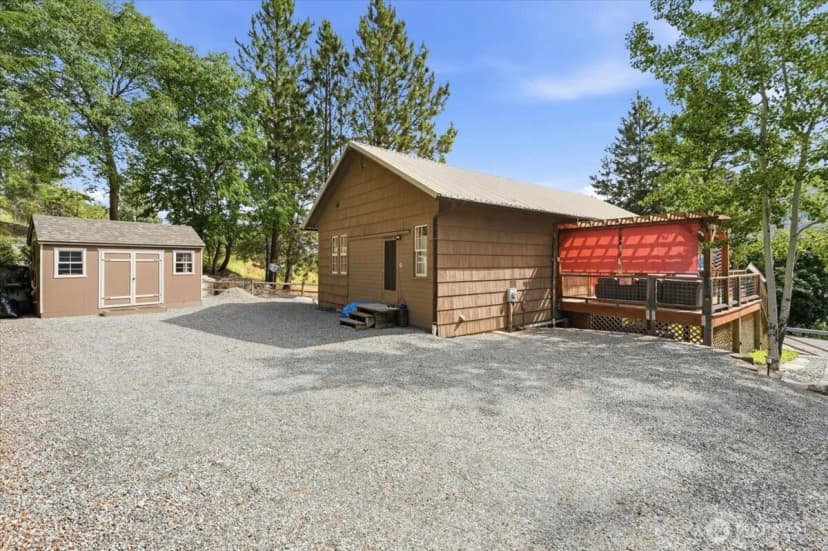 Property photo for 15137 S Lakeshore Road, Chelan photo 14