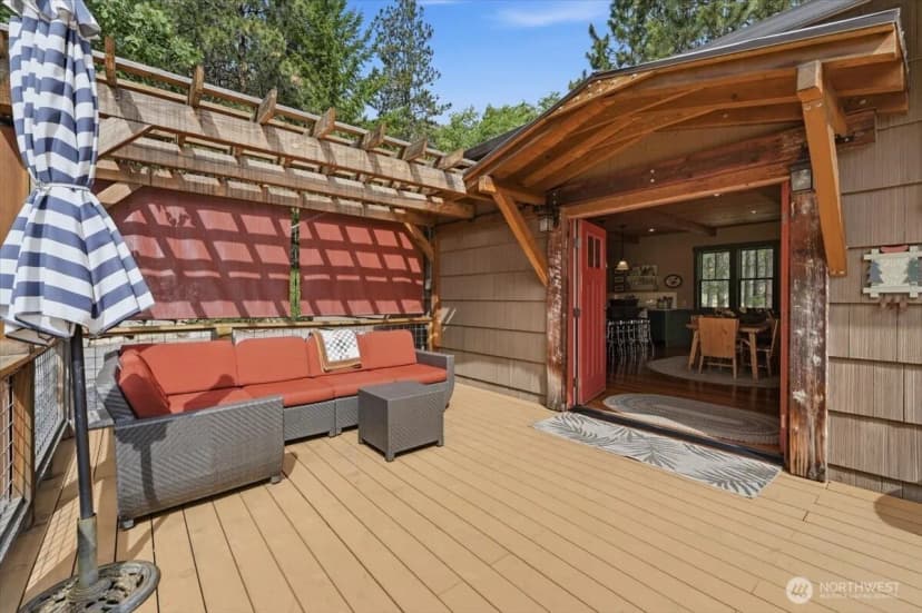 Property photo for 15137 S Lakeshore Road, Chelan photo 15