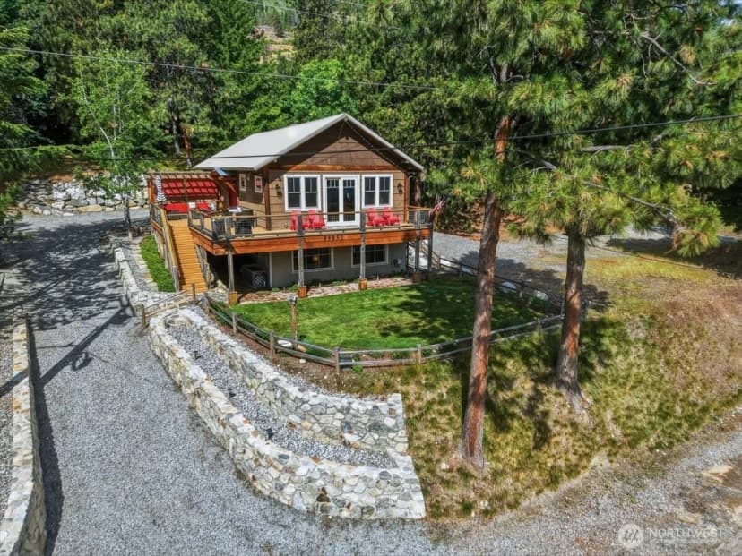 Property photo for 15137 S Lakeshore Road, Chelan photo 11
