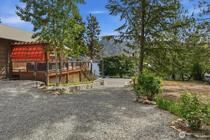 Property photo for 15137 S Lakeshore Road, Chelan photo 13