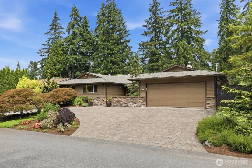 Property photo for 216 131st Avenue Ne, Bellevue photo 36