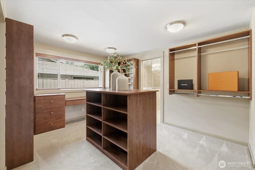 Property photo for 216 131st Avenue Ne, Bellevue photo 15
