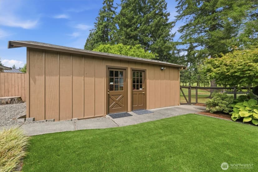 Property photo for 216 131st Avenue Ne, Bellevue photo 31