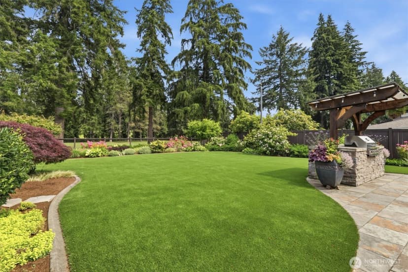Property photo for 216 131st Avenue Ne, Bellevue photo 28