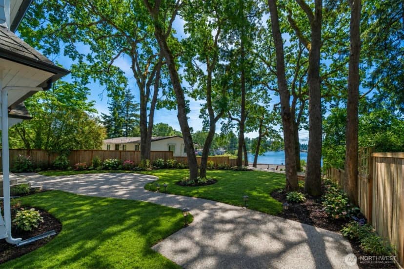 Property photo for 7409 Steilacoom Boulevard Sw, Lakewood photo 3